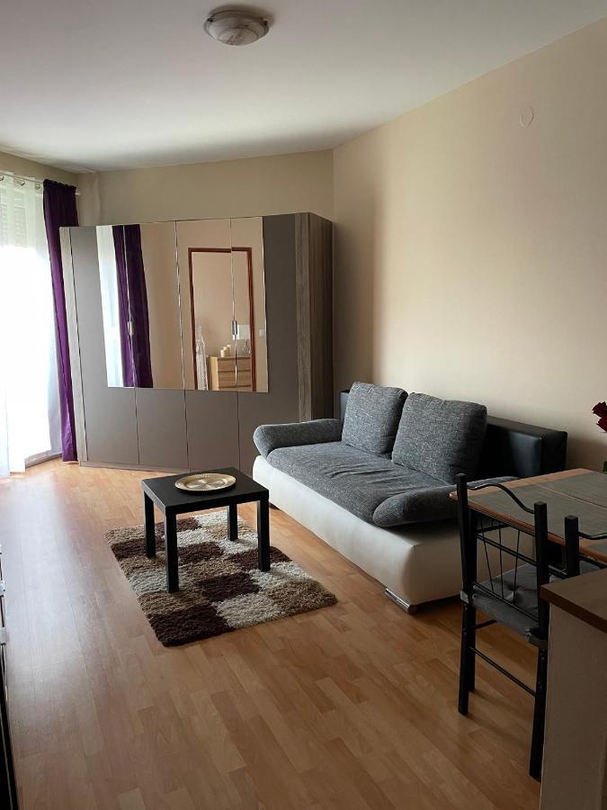 Sissy20 Apartman *